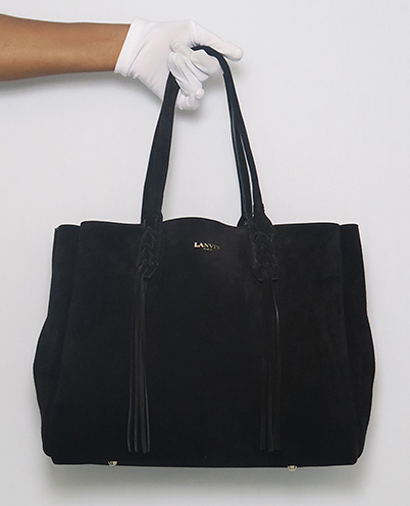 Shia Shopper, front view